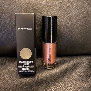 MAC Dazzleshadow Liquid Beam Time